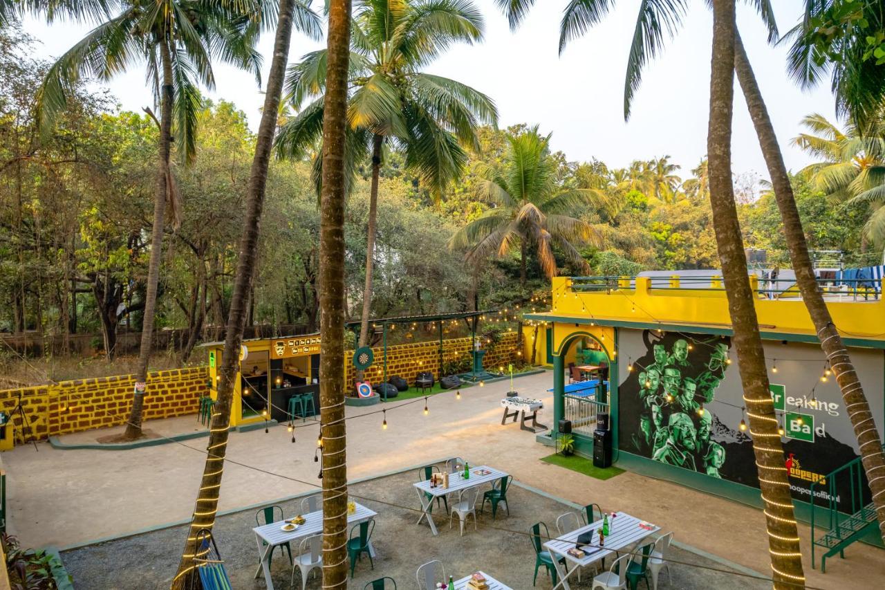 Whoopers Hostel Anjuna, Goa Esterno foto